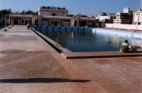 Swimming Pool - Adajan Photo 2