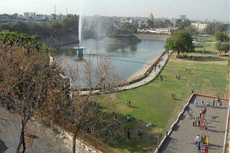 Dr. Shayama Prasad Mukerji lake garden - North Zone