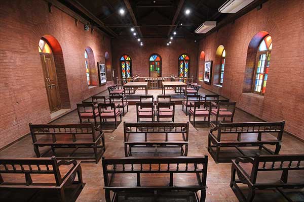 Courtroom- Picture 4