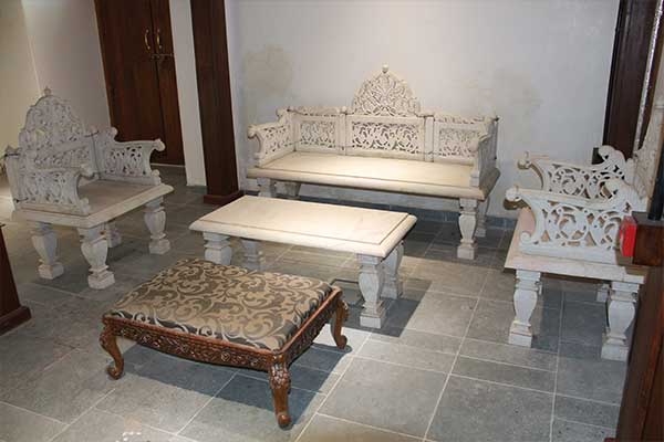 Marble seating – Displayed in Mughal Gallery